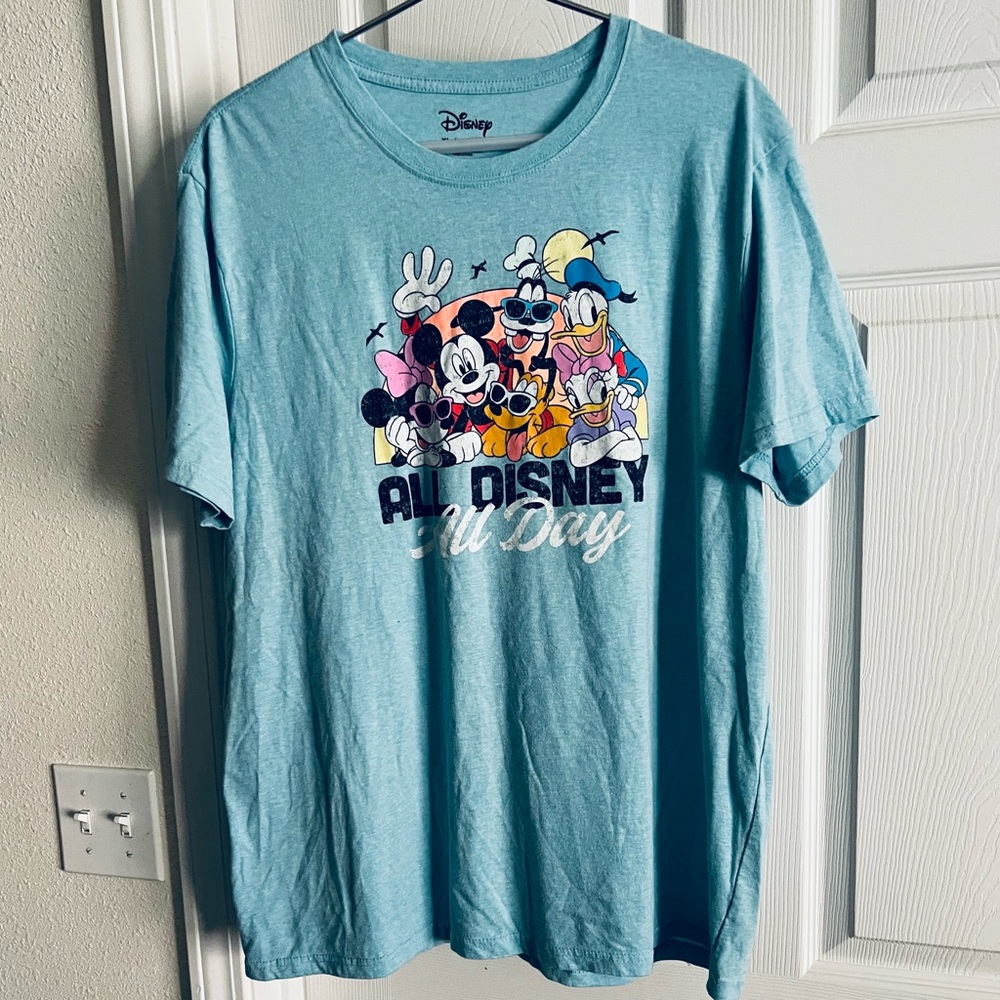 Disney Blue Graphic T-Shirt Sz XL Cotton Family fan unisex